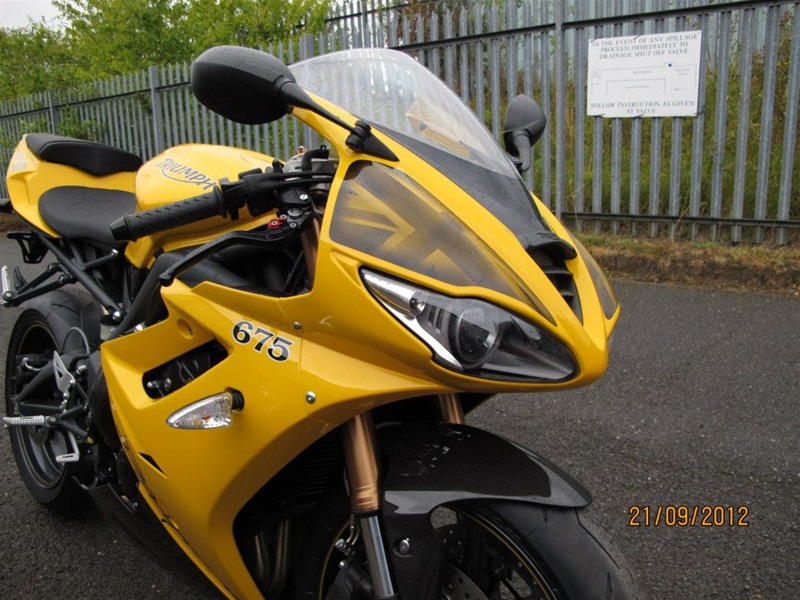 Triumph Daytona Yellow